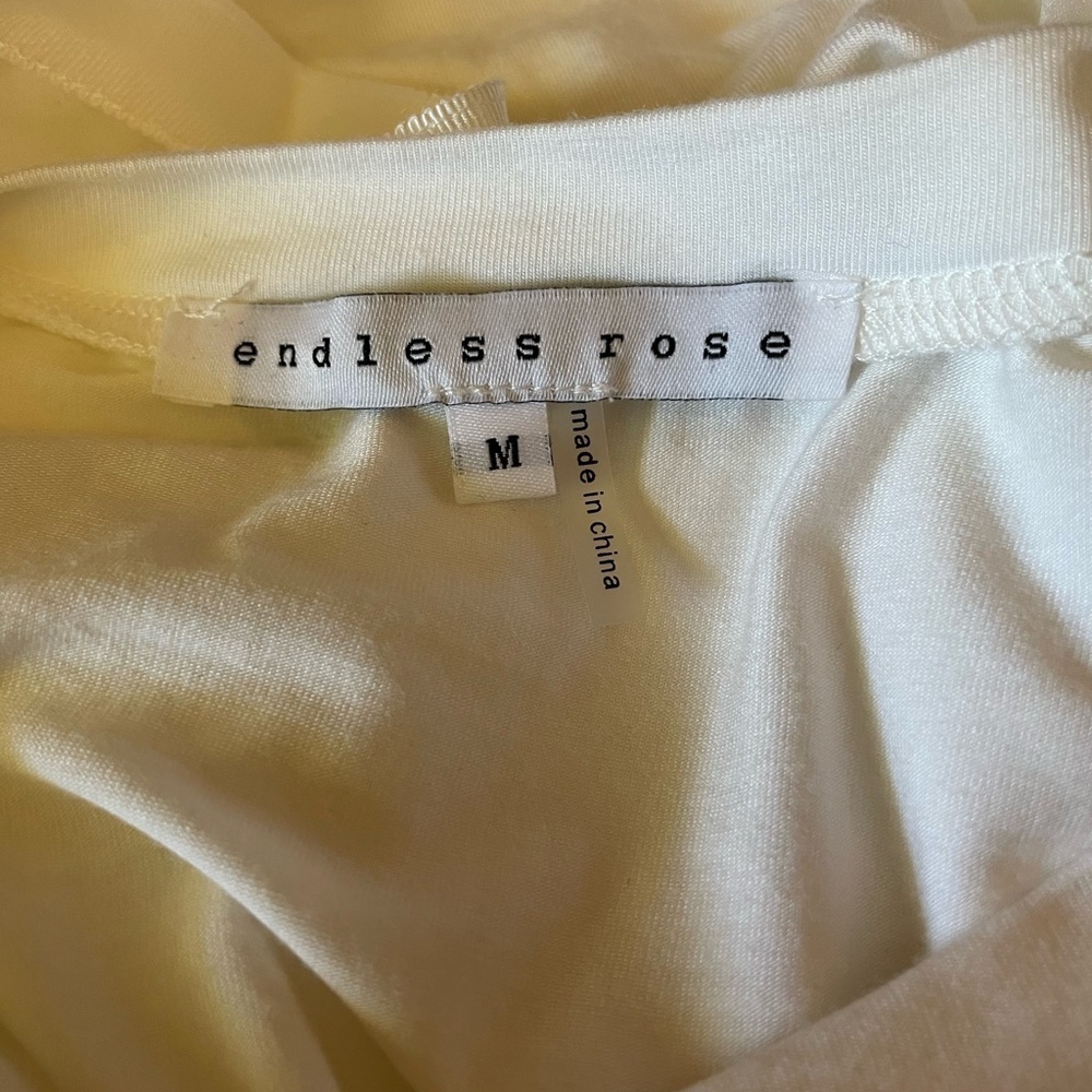 Endless Rose top with organza sleeves - Picture 4 of 8